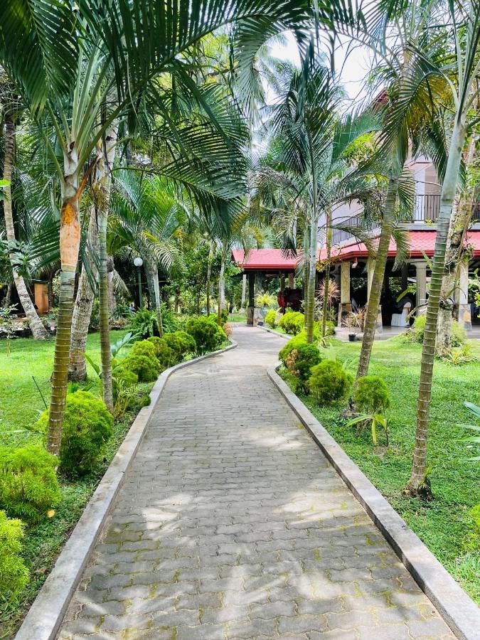 Little Villa Hotel วัดดูวา ภายนอก รูปภาพ